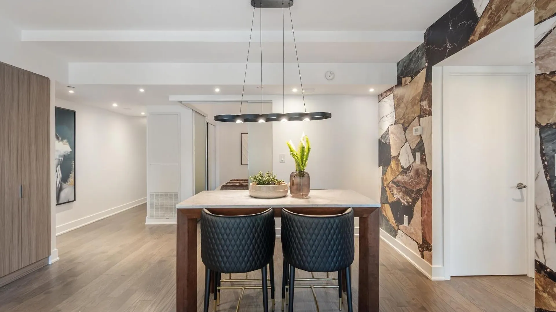 Apartment Regis Suites - Downtown Toronto - Cn Tower & Rogers Centre