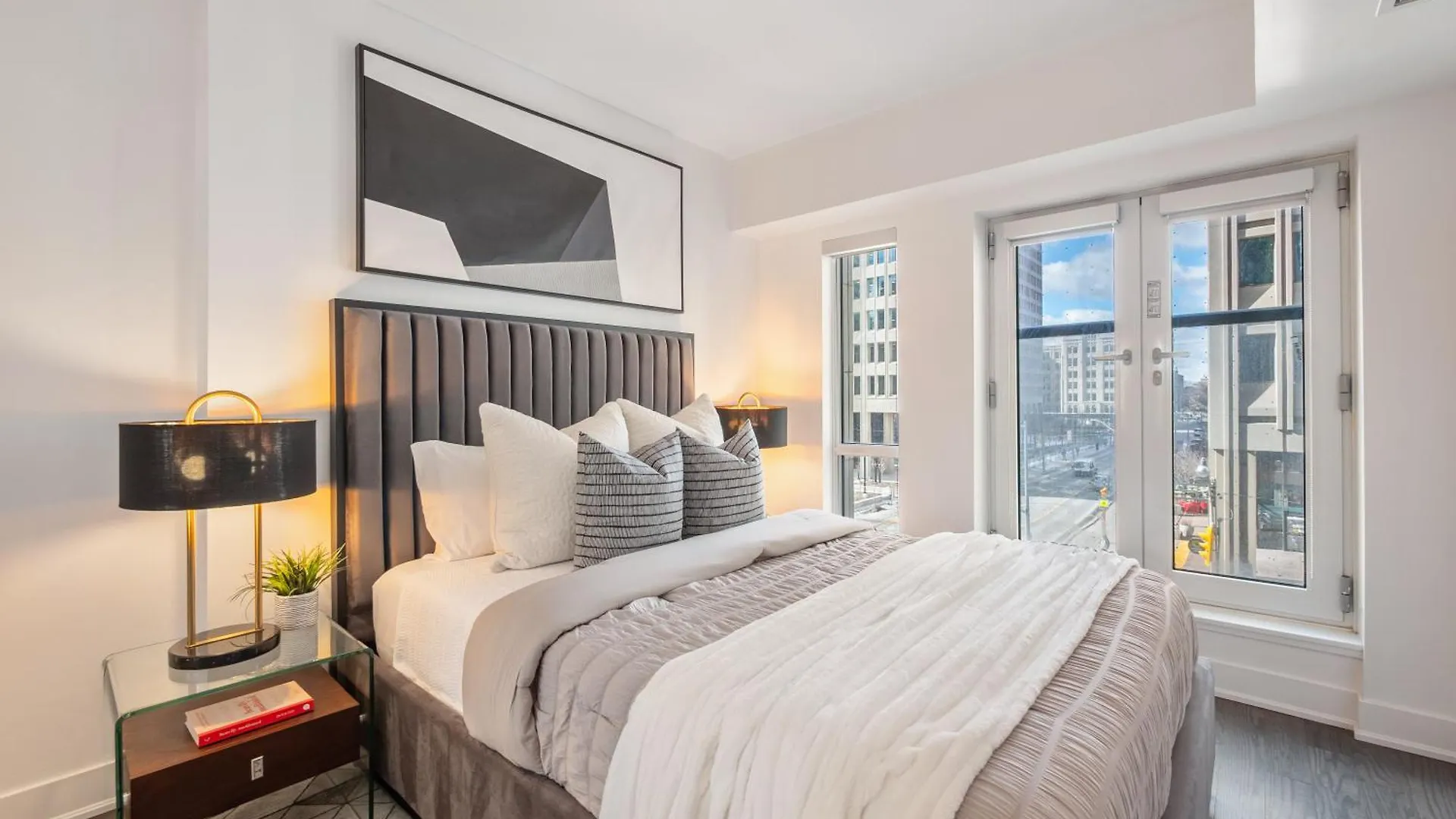 Regis Suites - Downtown Toronto - Cn Tower & Rogers Centre