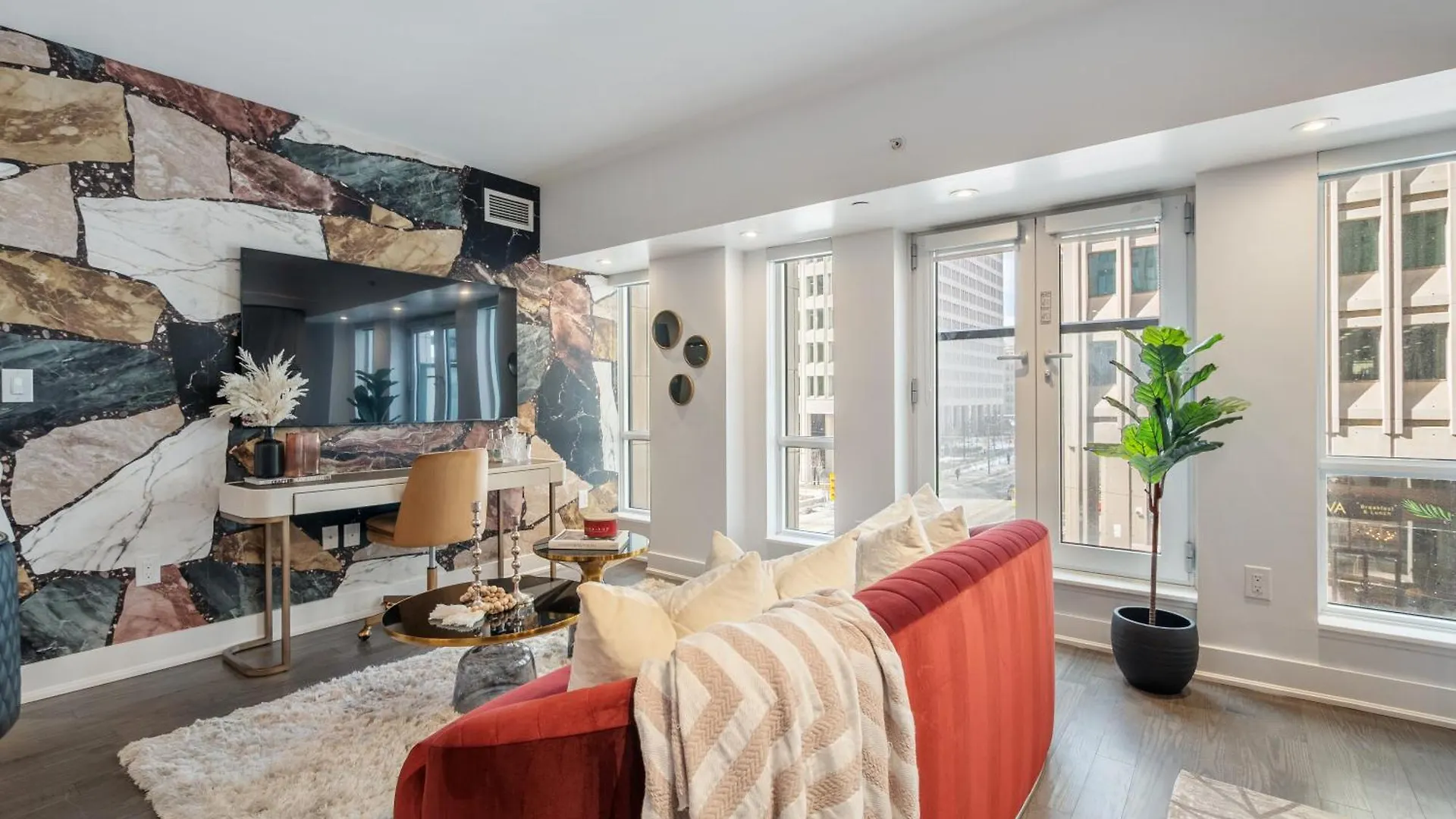 Regis Suites - Downtown Toronto - Cn Tower & Rogers Centre