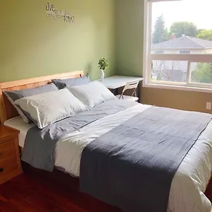 Nice With Private Bath In Mid Town Habitación en casa particular