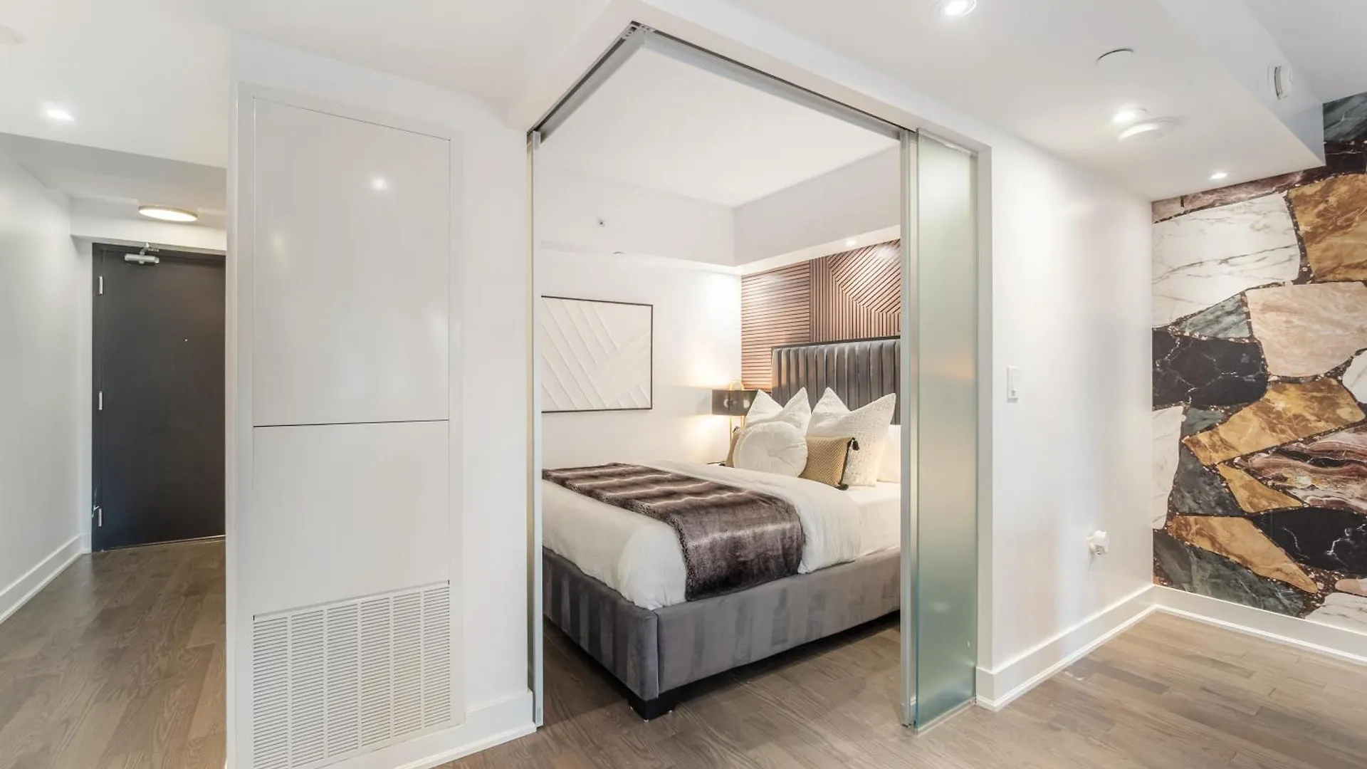 Apartmán Regis Suites - Downtown Toronto - Cn Tower & Rogers Centre